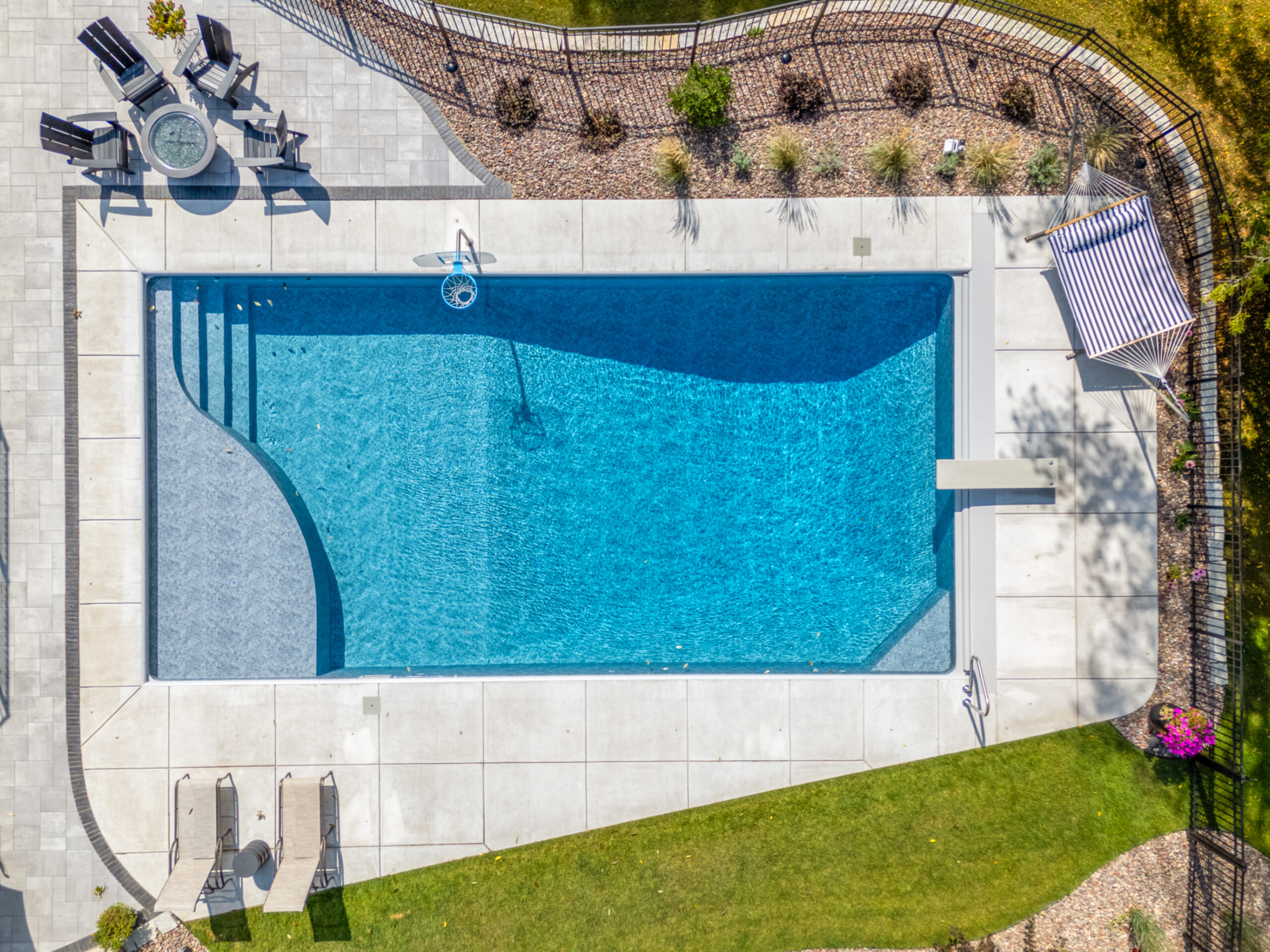 KOZ25- First Step Sunshelf and Lap Lane with Corner Exit Bench