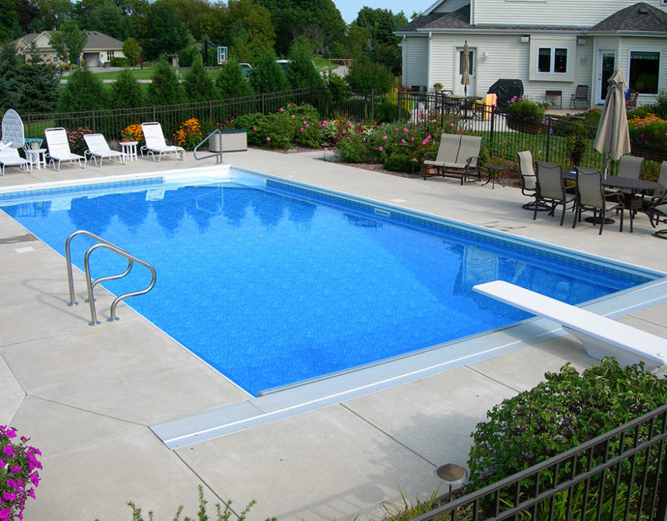 bob's pool and garden
